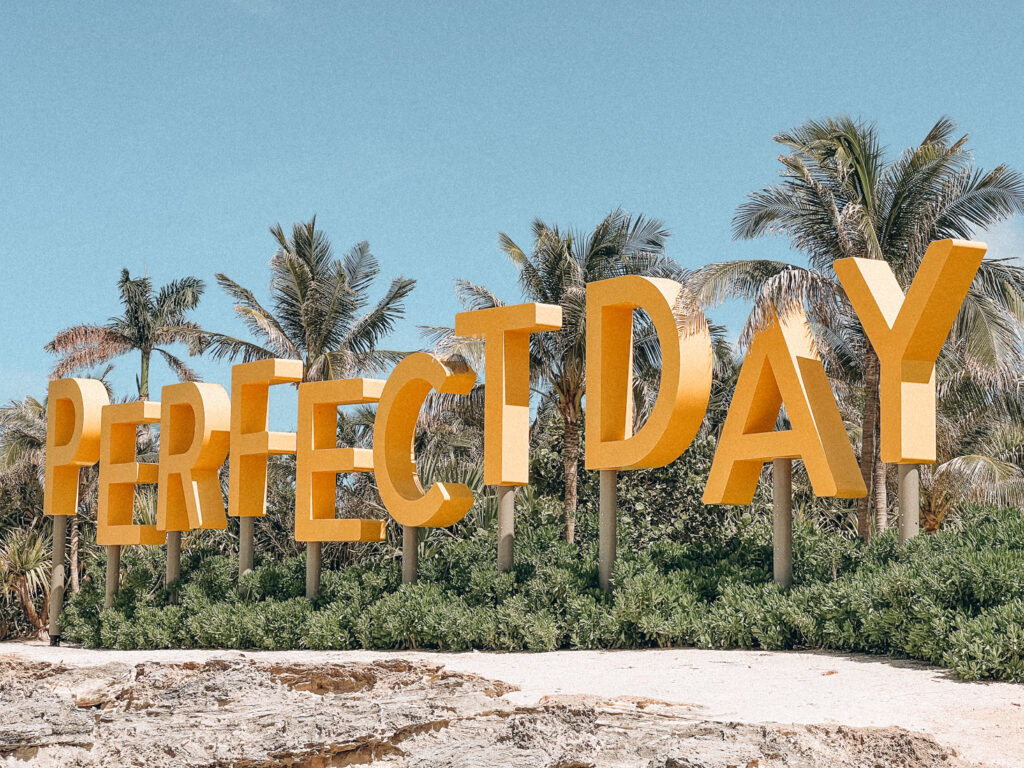 Perfect Day Getaway Cruise - Cococay Sign