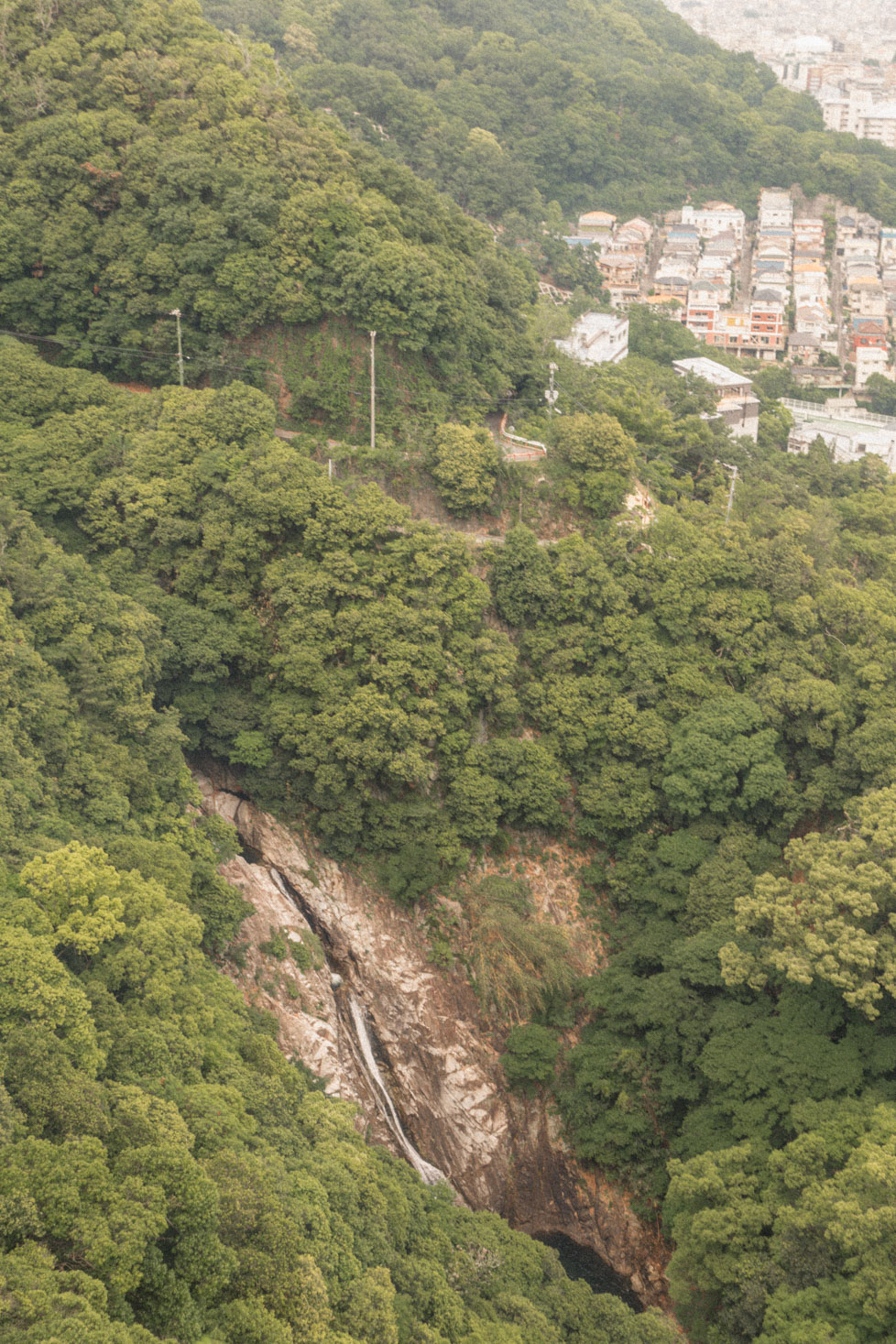 kobe travel guide - Nunobiki Falls