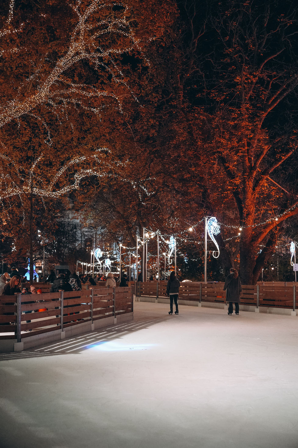 ice skating rink in rathauspark in vienna