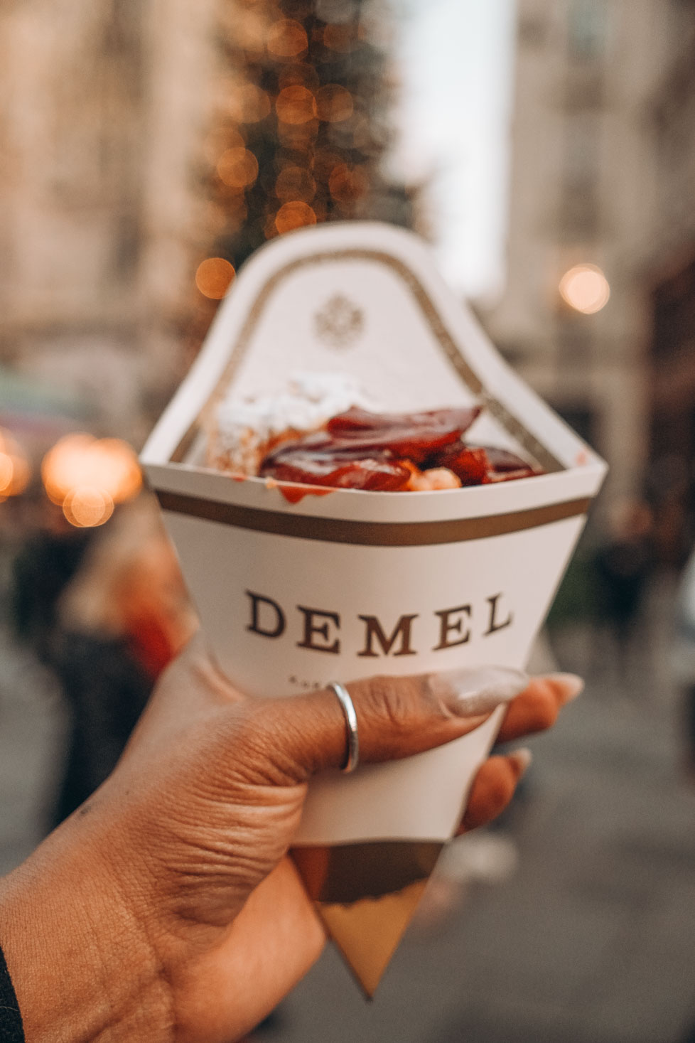 where to eat in vienna - demel