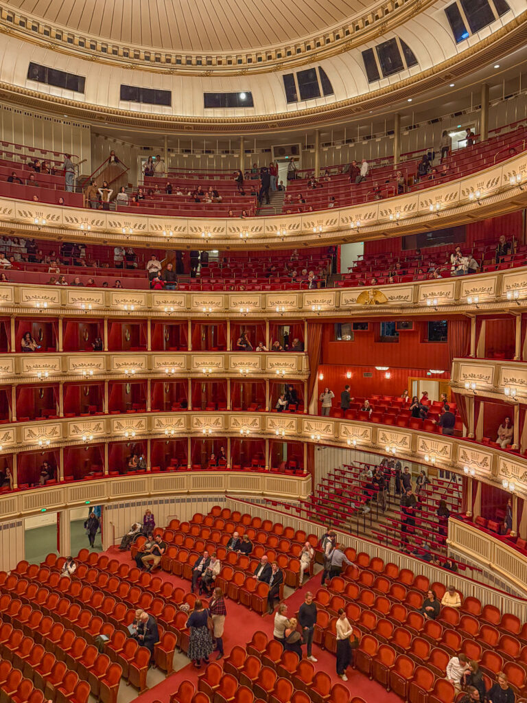 vienna state opera interior